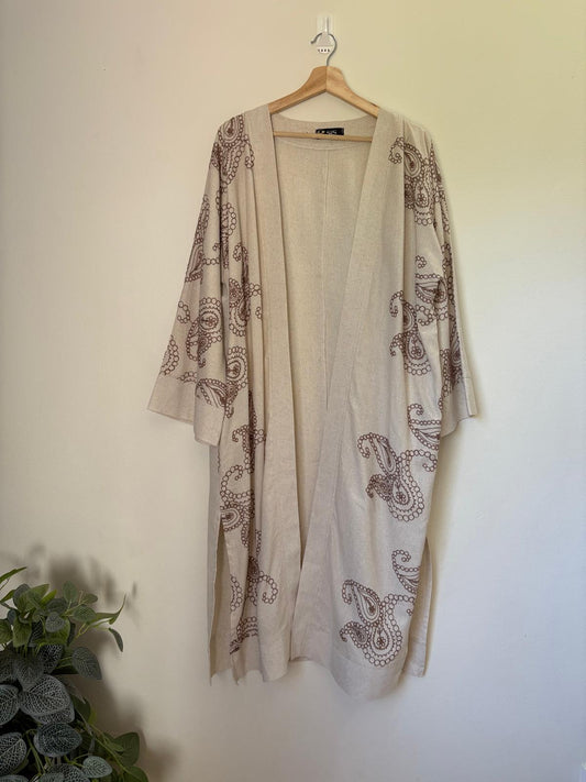 Scene kimono (Brown Designs)