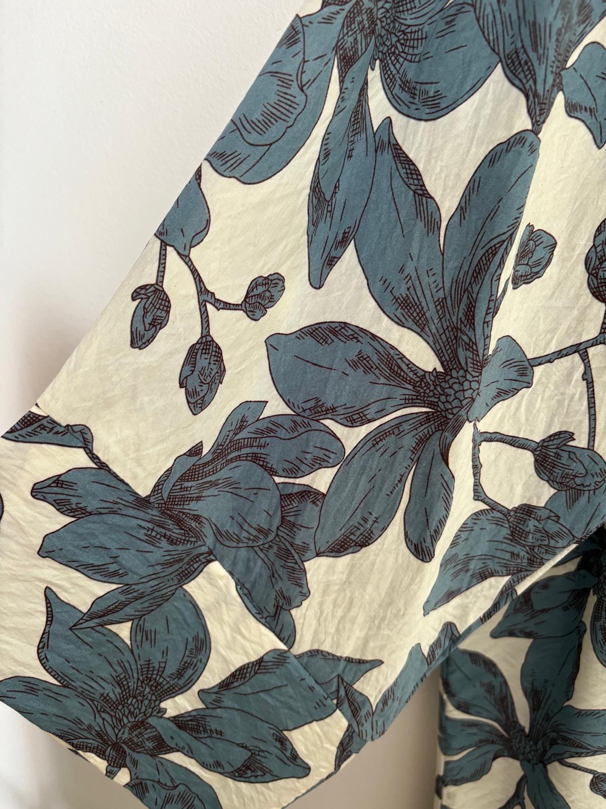 Floral Kimono (White & Blue)