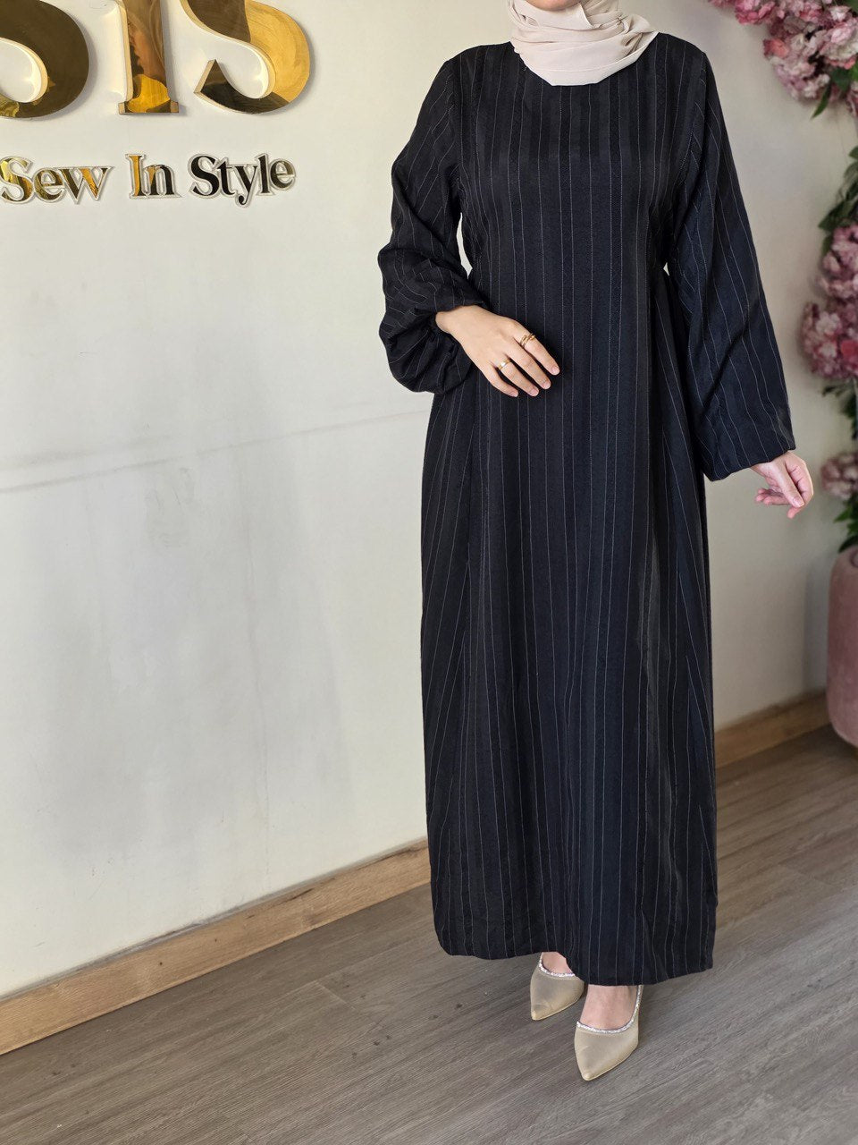 Mira Abaya (Black)