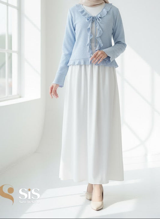 Ruffled blouse (baby blue)